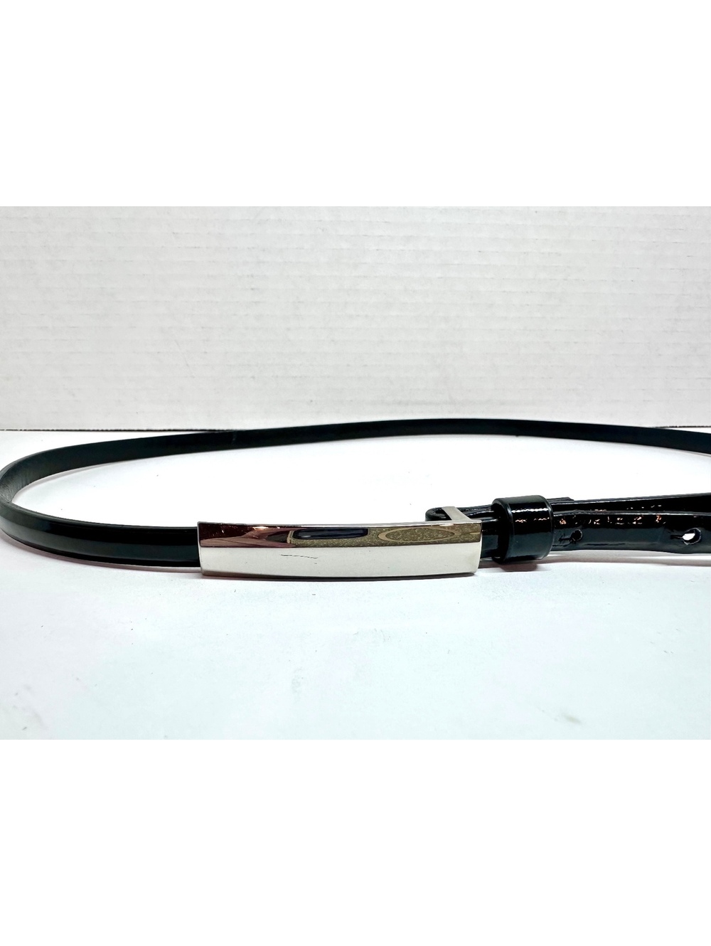 Black Skinny Leather Dress Belt Glossy Finish Silver-Tone Metal Bar Buckle